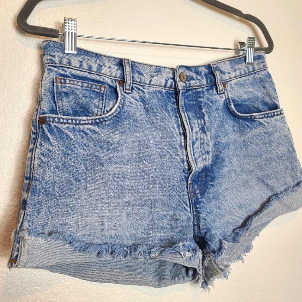 Reformation Charlie Cuffed High Rise Jean Shorts Size 29 - Picture 7 of 10
